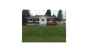 *SOLD* 1677 ATHANS AVE – LOVELY BUNGALOW FOR SALE!